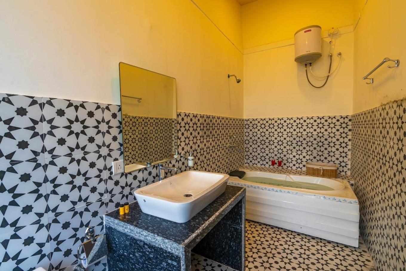 Amazonika Boutique Resort Arpora Dış mekan fotoğraf